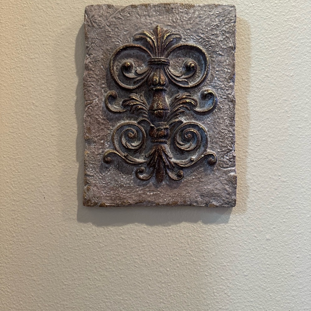 Southern Living At Home Ornate Wall Plaques in Brown and Gold - Picture 2 of 13